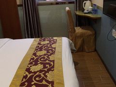 -春夏秋冬酒店(深圳五和地铁站店)