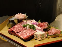 -铭牛烧肉·和牛海鲜自助(高新月牙湖店)