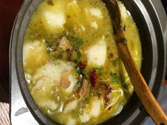 -周鱼小馆石锅酸菜鱼(活力汇店)