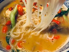 -赣南粉局·江西小炒·锅气炒粉(人民广场店)
