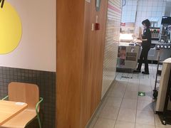 -麦当劳(玉桥中路店)