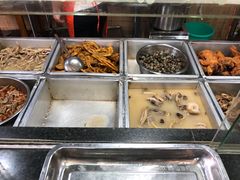 自助取餐区-西环肥仔螺蛳粉(总店)