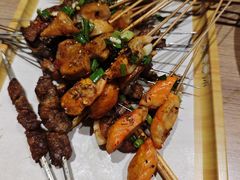-街角等你.大连海鲜烧烤.经典铁板海鲜串(西安路店)