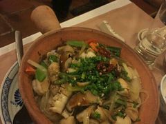 -Cuc Gach Quan Restaurant
