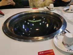 -哈尔滨烧烤·山河村铁锅炖(交大店)