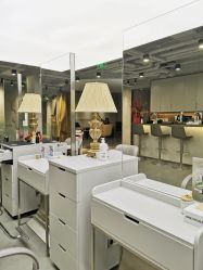 -变画·发型STUDIO