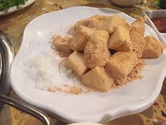 -权金城