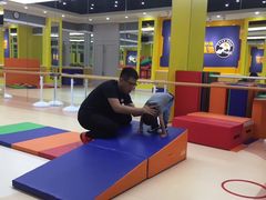 -能量学院少儿体能运动馆(公园1872店)