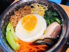 -明洞阿姨·韩式酱蟹烤肉·创意料理(三元桥店)