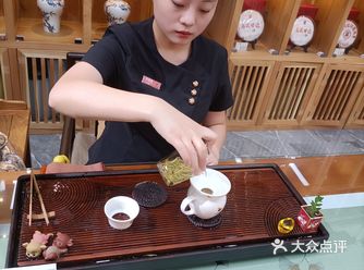 前88名再领一盒茶礼，我动作得快点