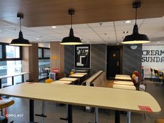 -麦当劳(电白服务区店)