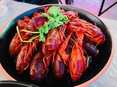 -巴厘龙虾·榜首油焖大虾(洞庭·艺术洋房店)