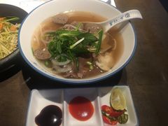 越南火车头汤河粉-美奈小馆·越南料理(中航城君尚购物中心店)