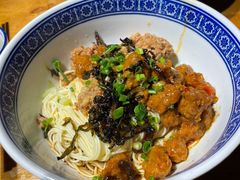 辣肉拌面-沪西老弄堂面馆(定西路店)