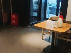 大堂-鸣记脆皮烤鱼(铁西店)
