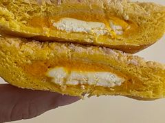 黄金芝士南瓜包-好利来(新华百货店)