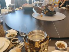-鼎泰亨·海鲜牛肉餐厅(滨江店)
