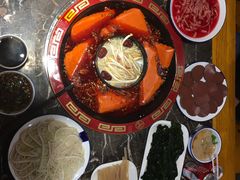 -蜀辣居鲜货老火锅(红牌楼店)