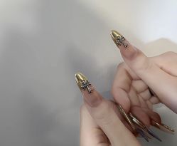-桃色美甲沙龙