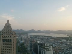 -Hi City·城市之巅