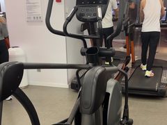 -乐刻运动健身·铁馆(红唐购物中心店)