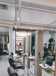 -苑苑发型设计