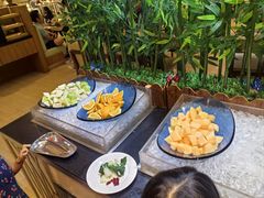 -月色西餐厅·海鲜刺身·烧烤(科学城保利郡雅酒店)