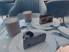 -Fridi Patisserie Cafe