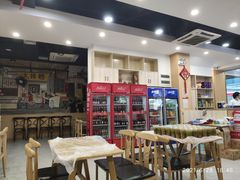 -江城燕子大排档(江汉路步行街店)