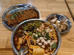 -柳州肥姨妈大骨螺蛳粉(东靖路店)