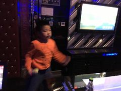 -蓝尊量贩(黄河路店)