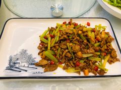 小炒黄牛肉-九头鸟酒家(四道口店)