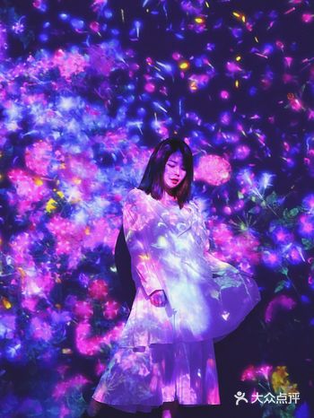 【许你一个油罐中的浪漫花海世界】