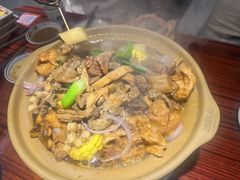 -沙胆彪炭炉牛杂煲(上海日月光广场店)