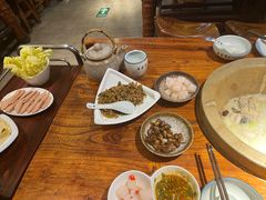 -滇香肴·云南菜蒸汽石锅鱼(云南北路店)