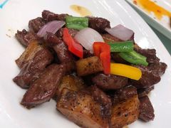 彩椒牛柳粒-亢龙太子酒轩·花园店
