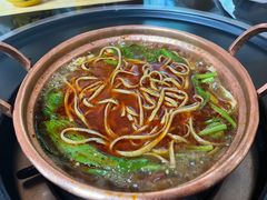 -银同牦牛肉火锅