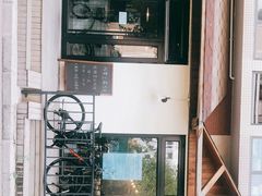 -Cafe Villa
