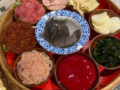 土货九大碗-董眼镜火锅(洪崖洞总店)