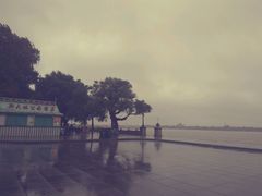 -人民防洪胜利纪念塔