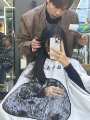 -藤野造型烫发染发