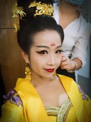 -盘子女人坊古装写真摄影(厦门总店)