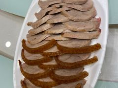-皇城根·烤鸭·鱼头·家常菜(欧亚大观乐活城店)