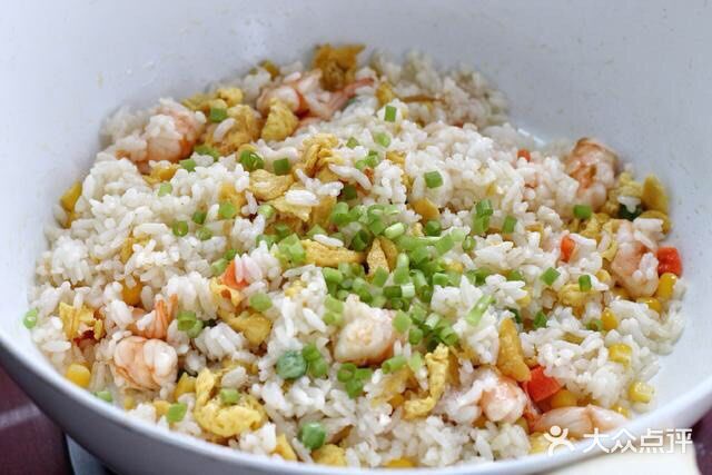 虾仁蛋炒饭