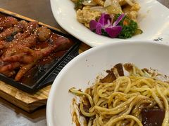 -贵宾庄炸酱面·韩式料理(高区店)