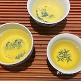 流光溢彩。执一盏茶，细品