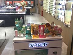-吴良材眼镜(美罗城店)