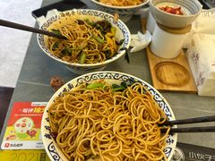 -梅溪·小伙子干挑面(安吉总店)