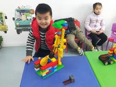 -凤凰机器人乐高编程活动中心(星湖校区)