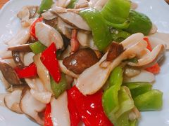 -小锅巴纳西餐厅